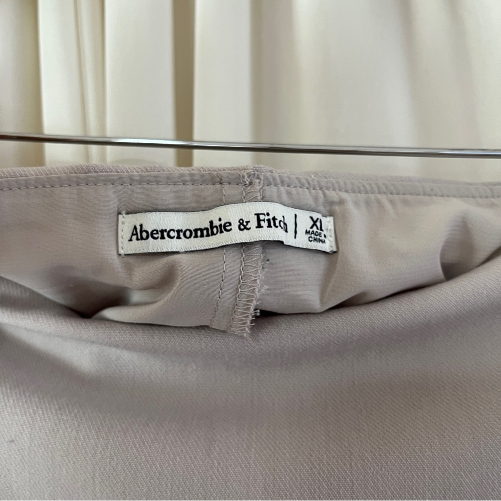 Abercrombie & Fitch Scarlett Mini Skirt Skort Light Taupe Size XL - Picture 8 of 8
